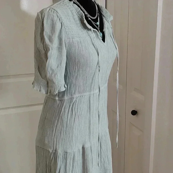 Sweet Wanderer dusty torquiose colored midi dress - Picture 3 of 3